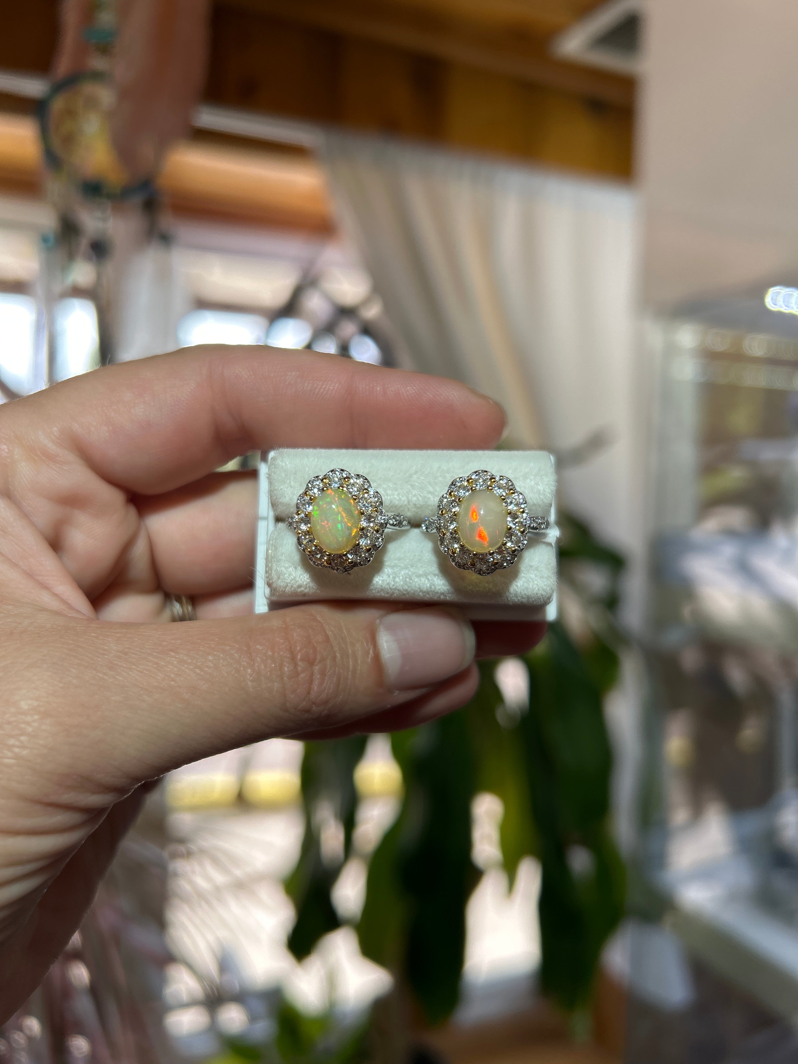 Opal Ring Mountain Mineral Market